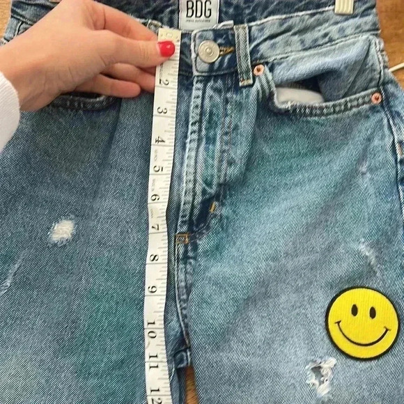 Vintage reworked jeans high rise mom fit smiley face patch - Picture 6 of 7
